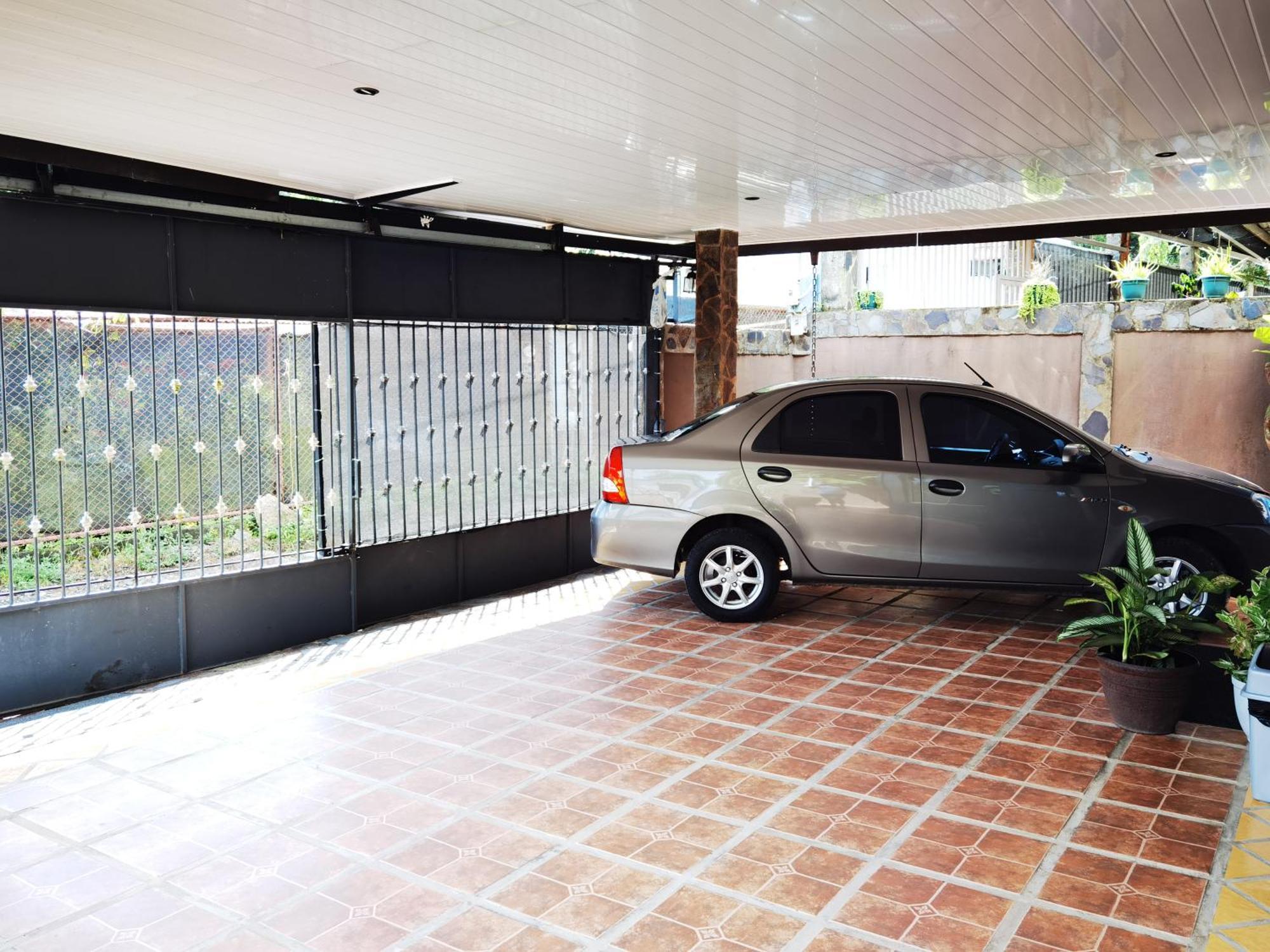 Sunrise House Bed & Breakfast Quepos Exterior photo